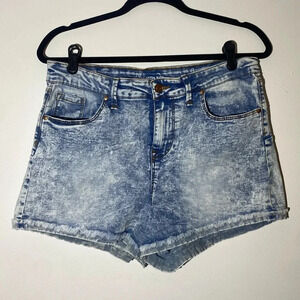High Rise Denim Shorts *SEE SIZE INFO*